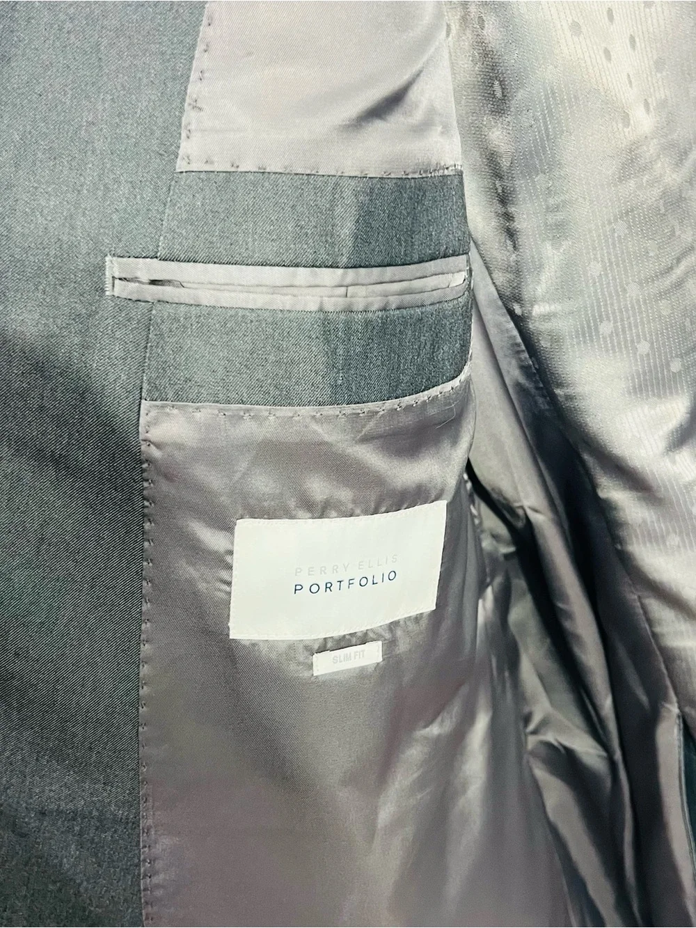 Perry Ellis bust viscose